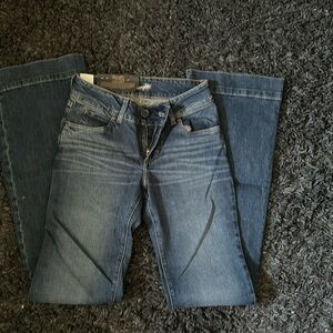 NWT Women’s Wrangler retro trousers! Size 25/0x36